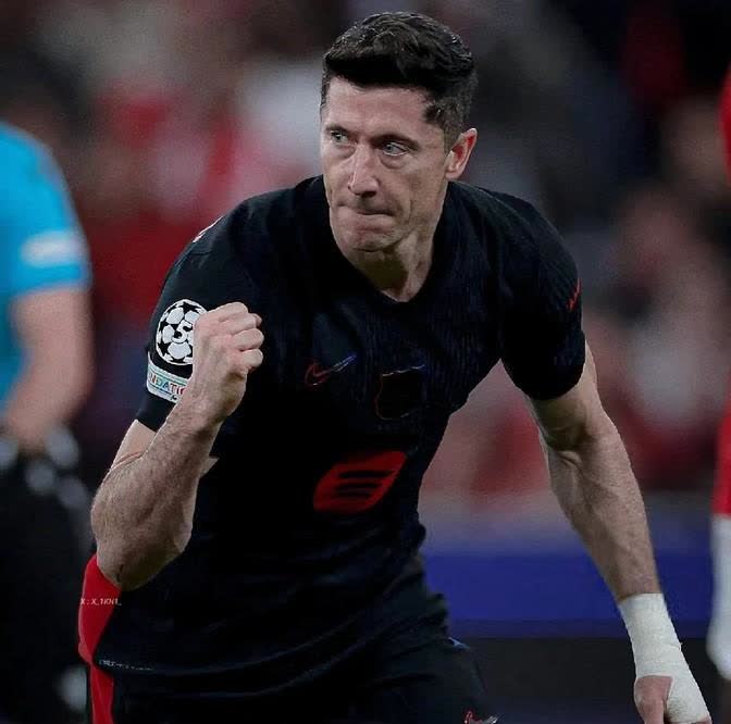 波兰翻盘尤文,莱万制霸全场的简单介绍 波兰翻盘尤文,莱万制霸全场的简单介绍