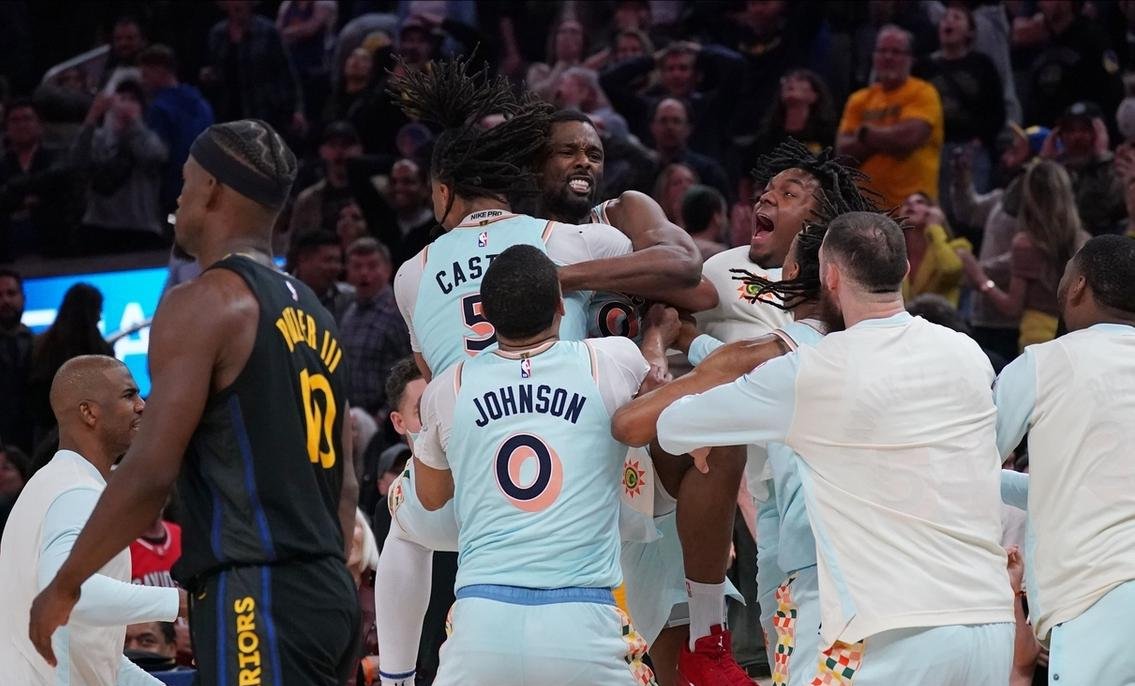 关于马刺碾压国王,加里纳利统治全场的信息 关于马刺碾压国王,加里纳利统治全场的信息