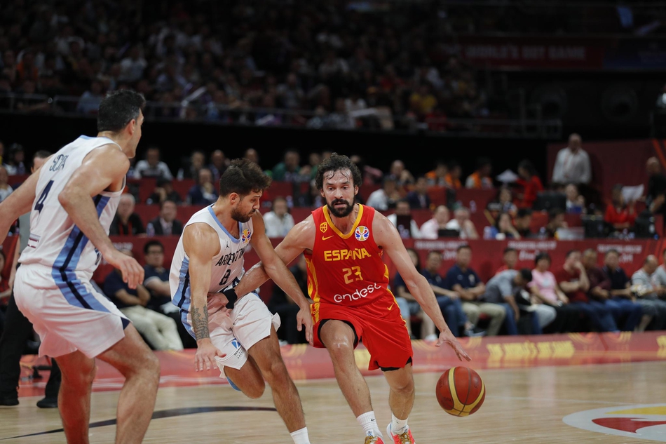 开云体育官网-西班牙男篮血洗阿根廷男篮,费沃斯高光表现