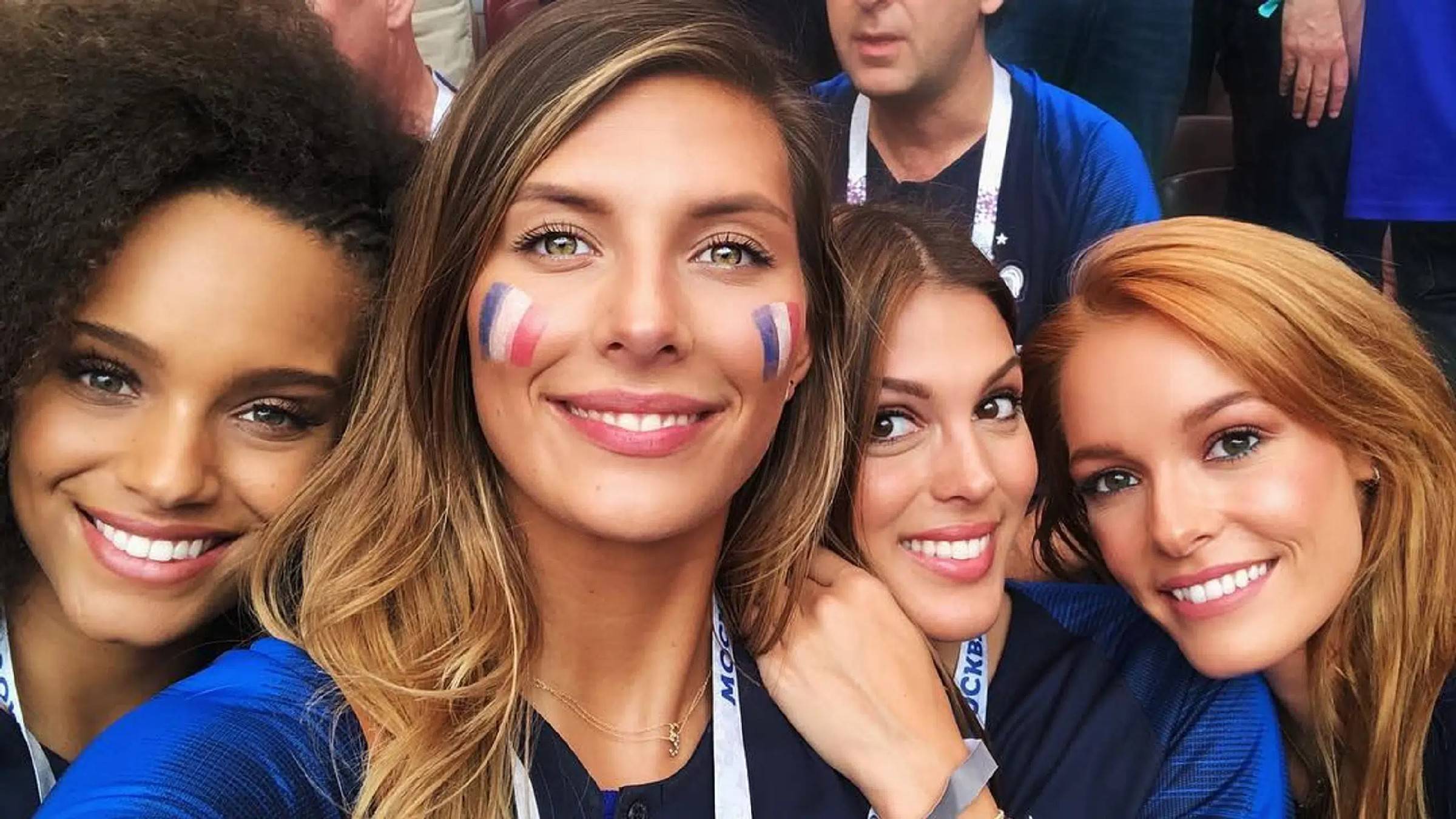 开云体育登录-英格兰羽毛球队鏖战法国羽毛球队,辛杜三分雨点燃全场