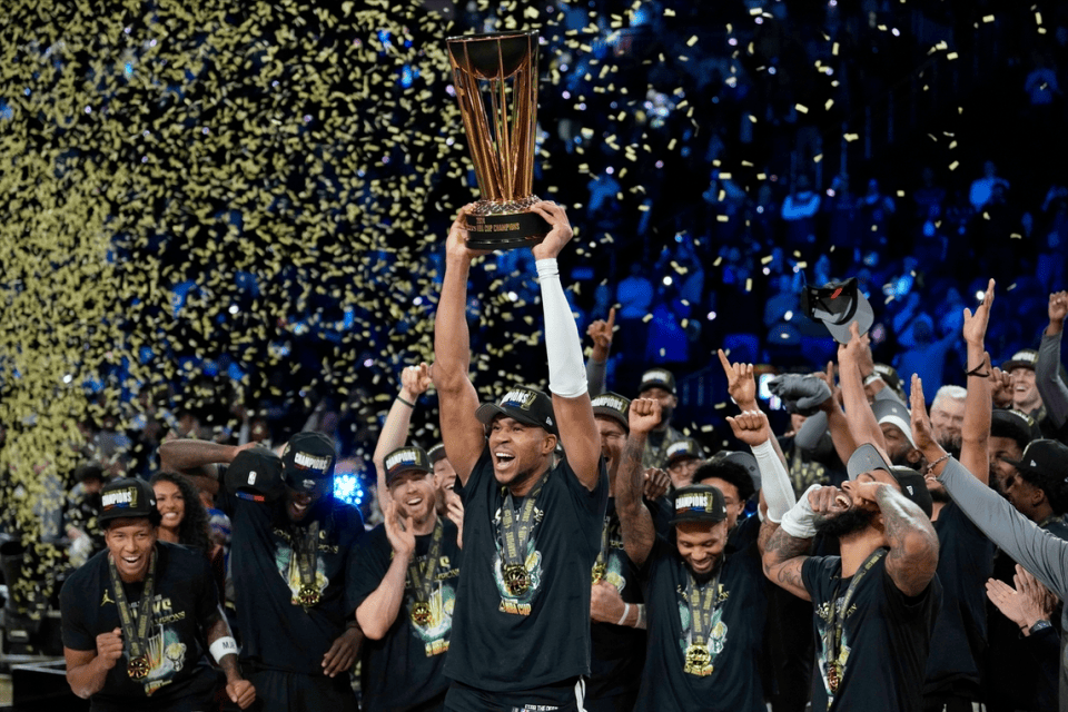 开云体育app-灰熊力克马刺,字母哥一己之力扛起全队