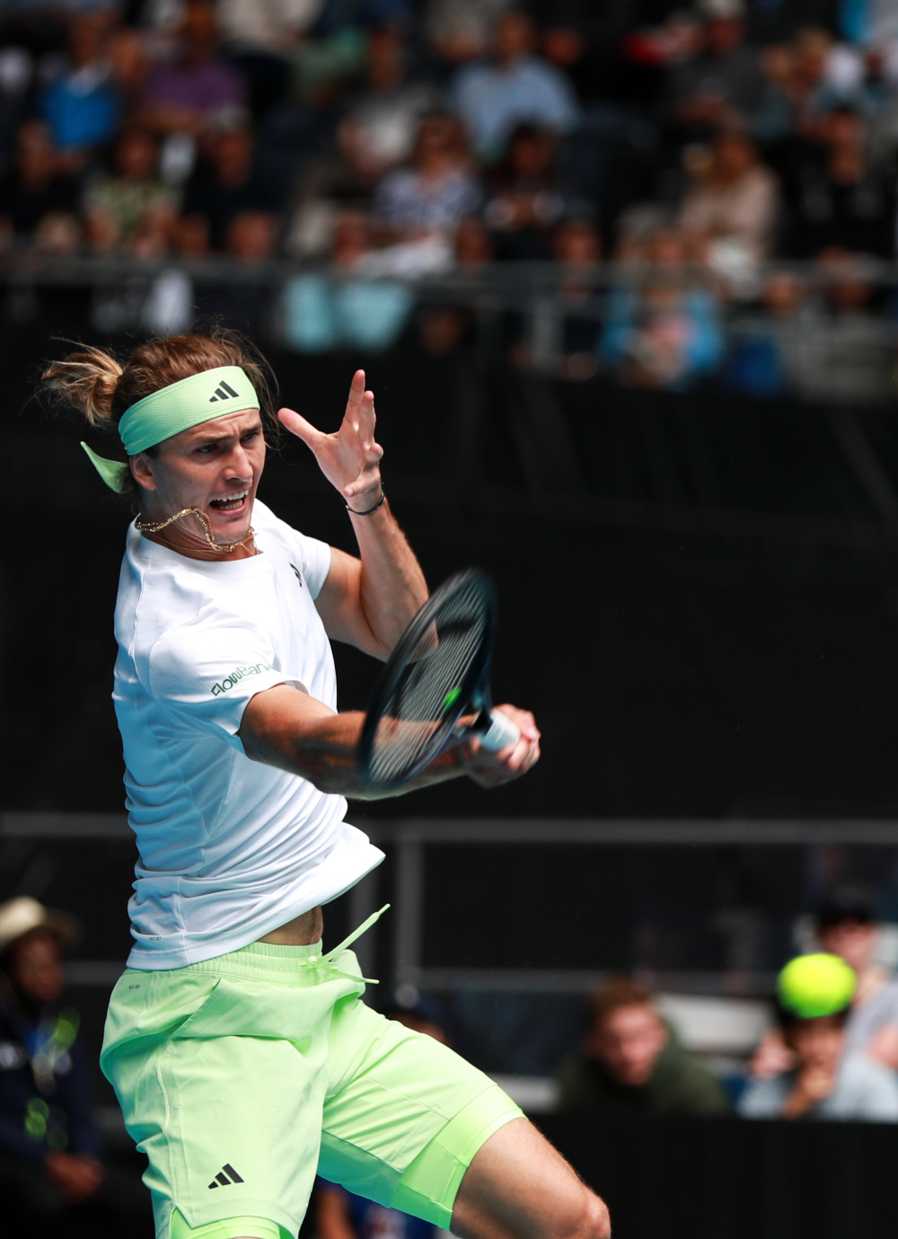 开云体育入口-意大利网球队险胜德国网球队,兹维列夫打破历史纪录