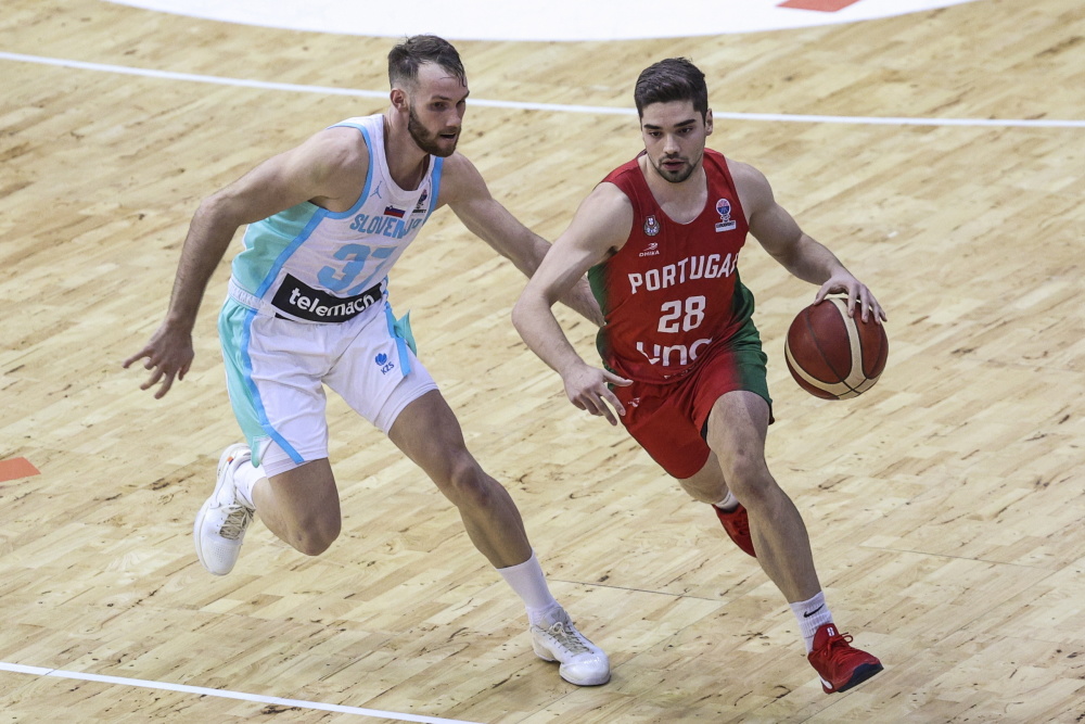 斯洛文尼亚队在欧预赛中取得胜利,迈向更高目标的简单介绍 斯洛文尼亚队在欧预赛中取得胜利,迈向更高目标的简单介绍