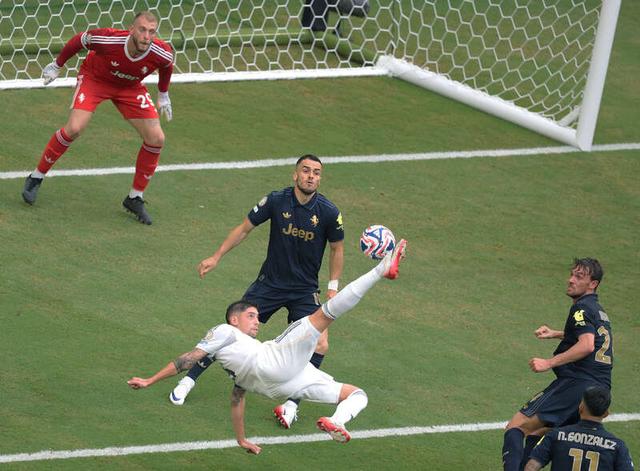 关于那不勒斯门将连续两场扑出关键点球,功不可没的信息 关于那不勒斯门将连续两场扑出关键点球,功不可没的信息