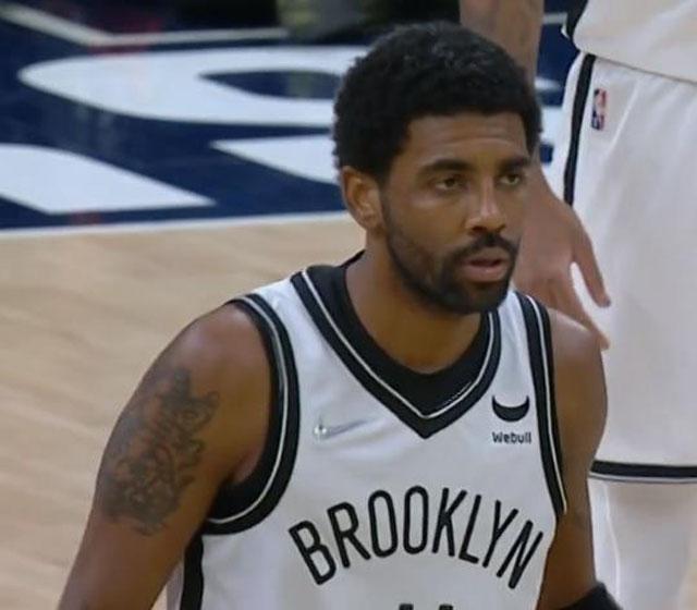 开云平台-裁判歧视欧文赫犯规，球迷怒斥不公的简单介绍