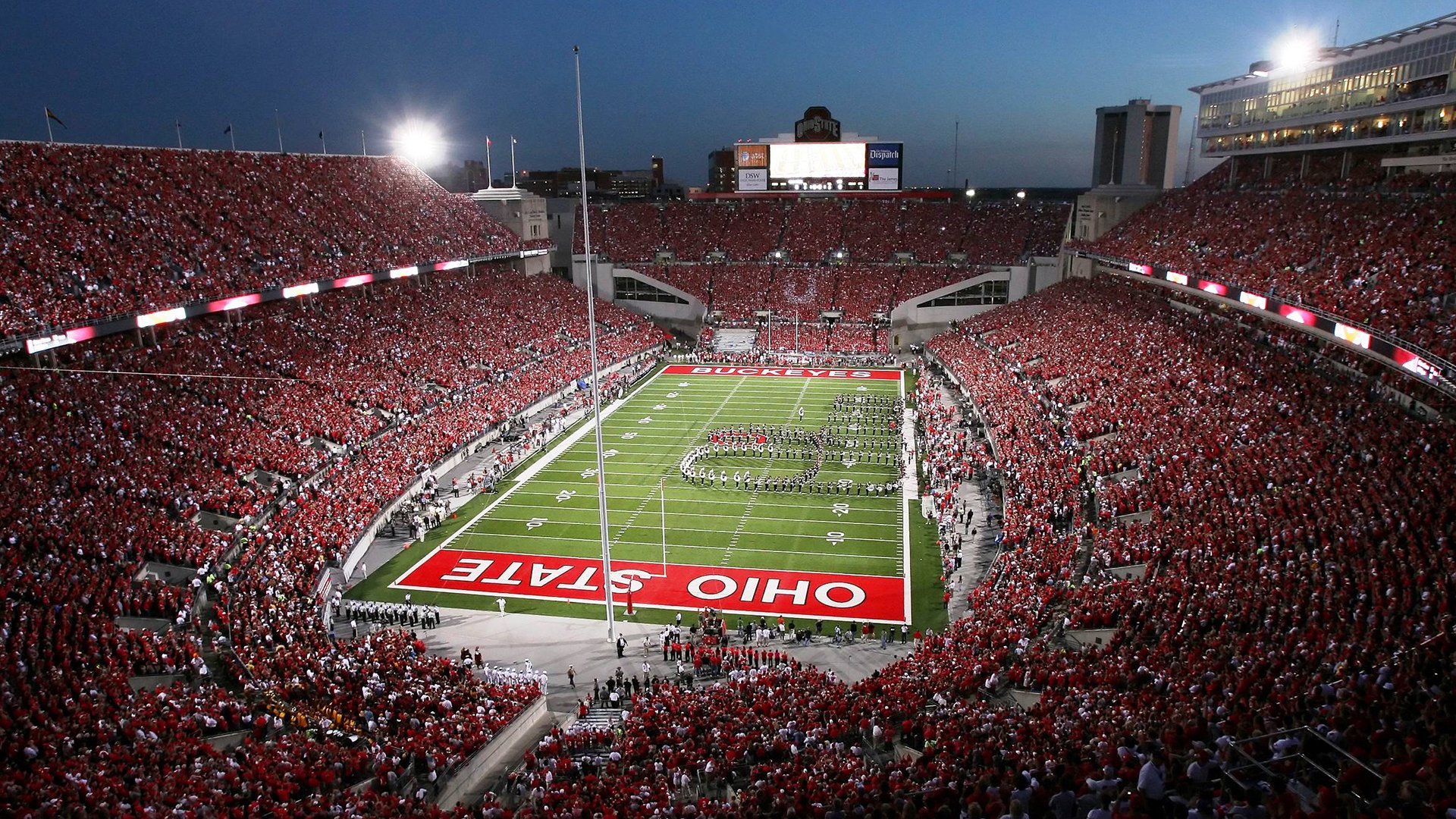 雄鹿鏖战篮网，范弗利特扛起全队的孤胆英雄之夜