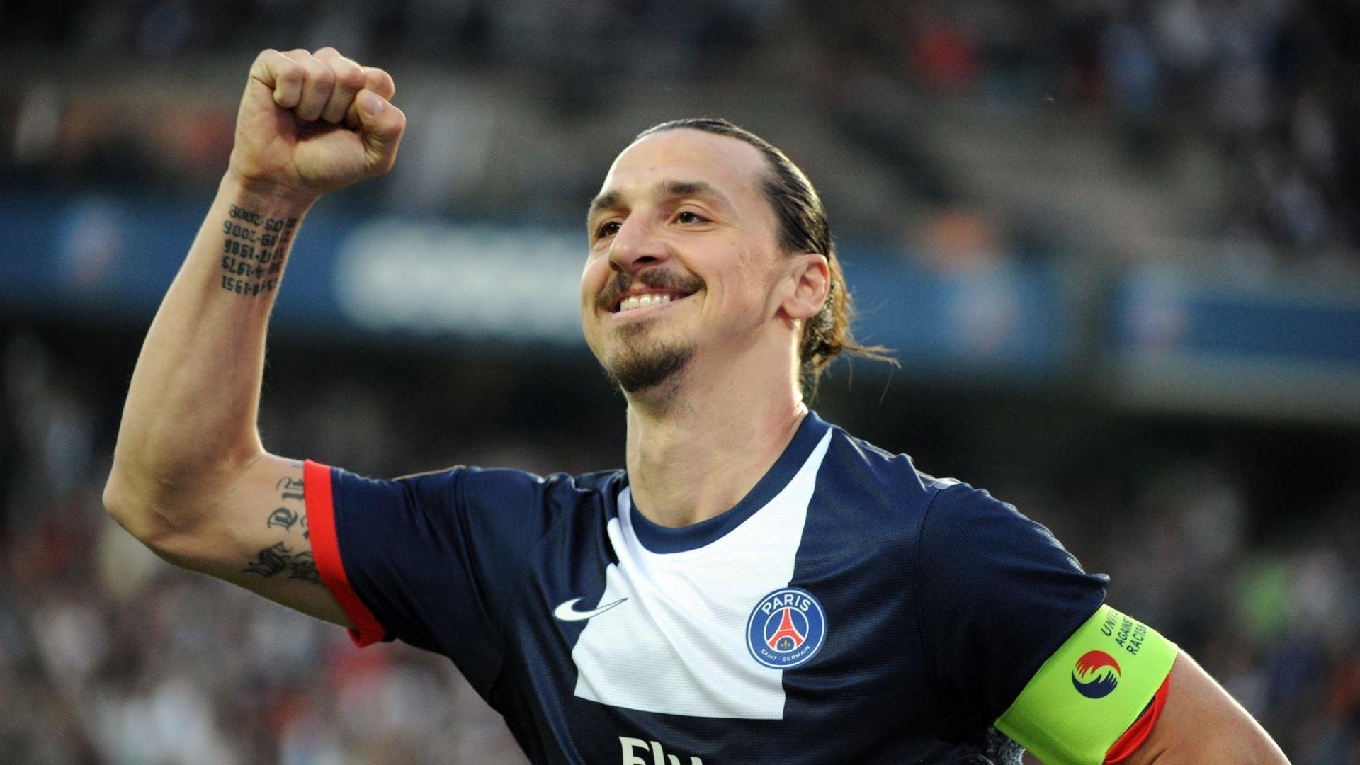 开云体育-绿茵场上的逆转与羽毛球场上的烈焰，法国队与石宇奇的胜利交响